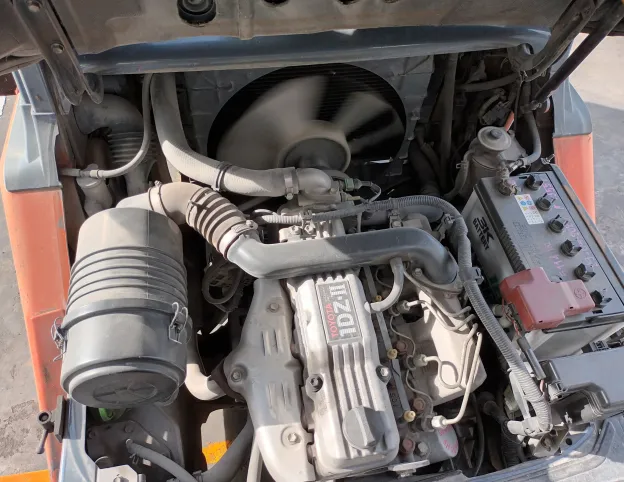 Xe nâng dầu Toyota 2,5 tấn 62 - 8FD25 sản xuất 2021 