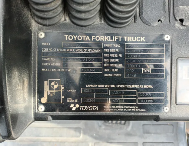 Xe nâng dầu Toyota 2,5 tấn 62 - 8FD25 sản xuất 2021 