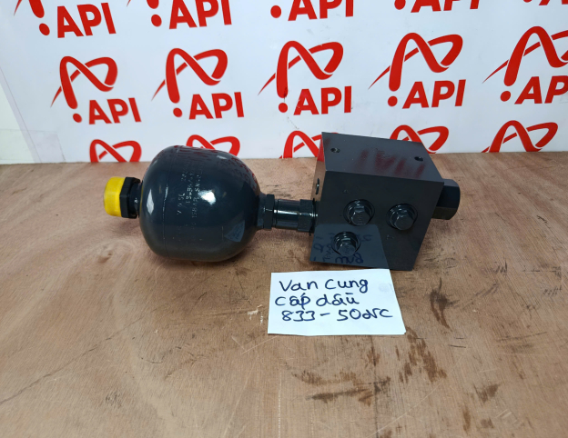 Van Cung Cấp Dầu Xe Xúc Lonking 833 50NC Chính Hãng