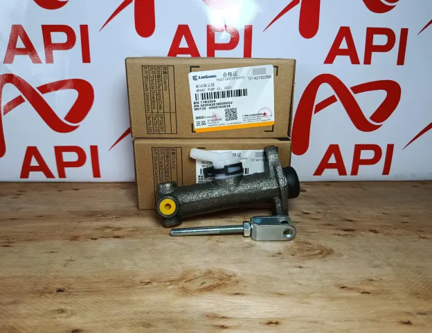 Tổng Phanh Xe Nâng Liugong Không Có Bình Dầu 