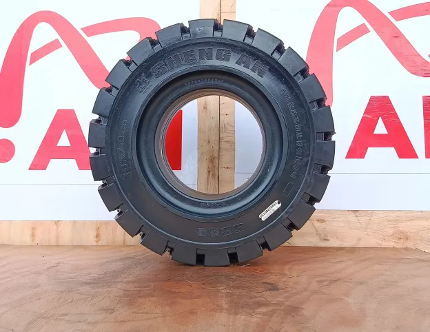 18x7-8 Lốp Đặc Xe Nâng Sheng An  SR63 – Chịu Tải Cao, Vận Hành Ổn Định